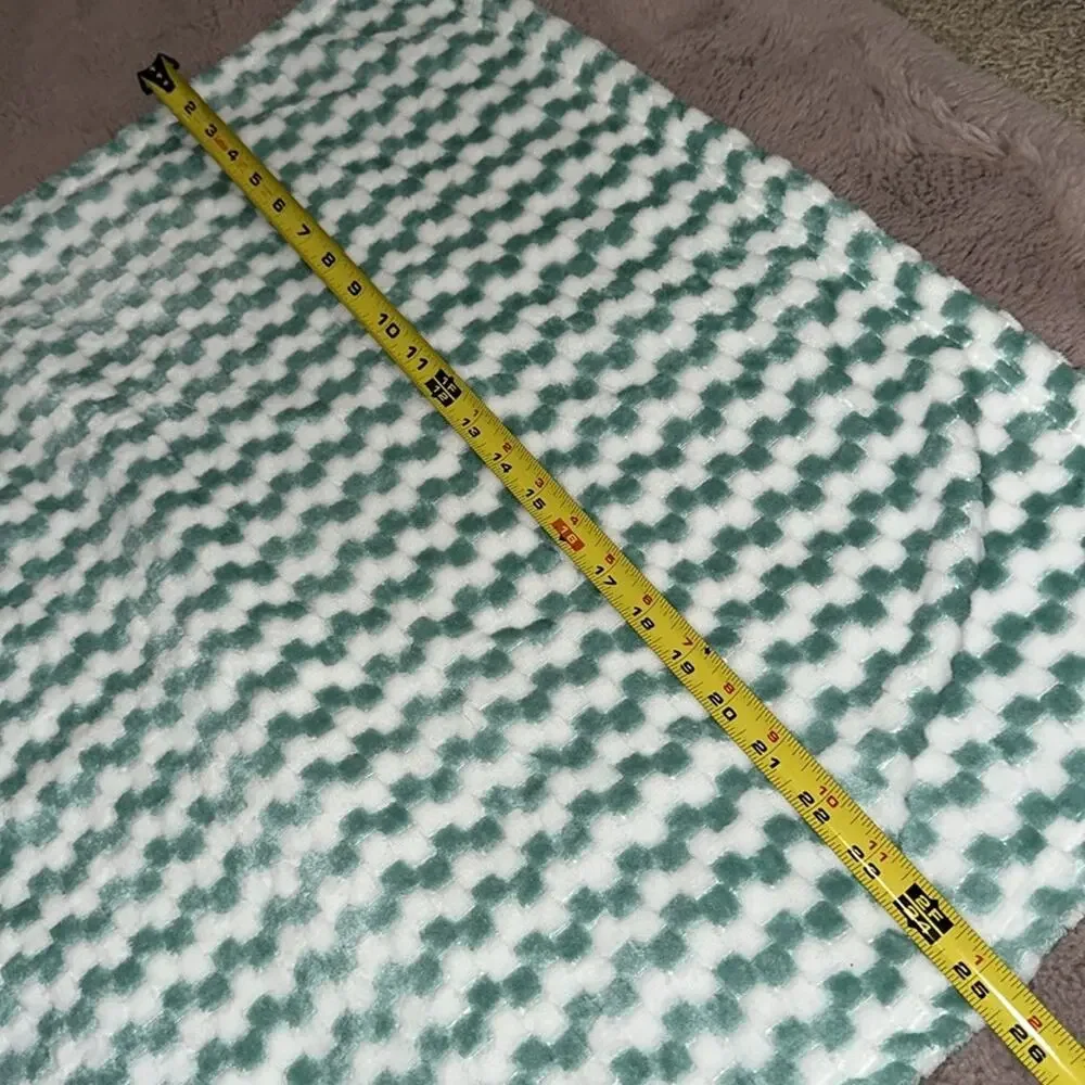 Rest-Eazzzy Cozy Small Chevron Blanket